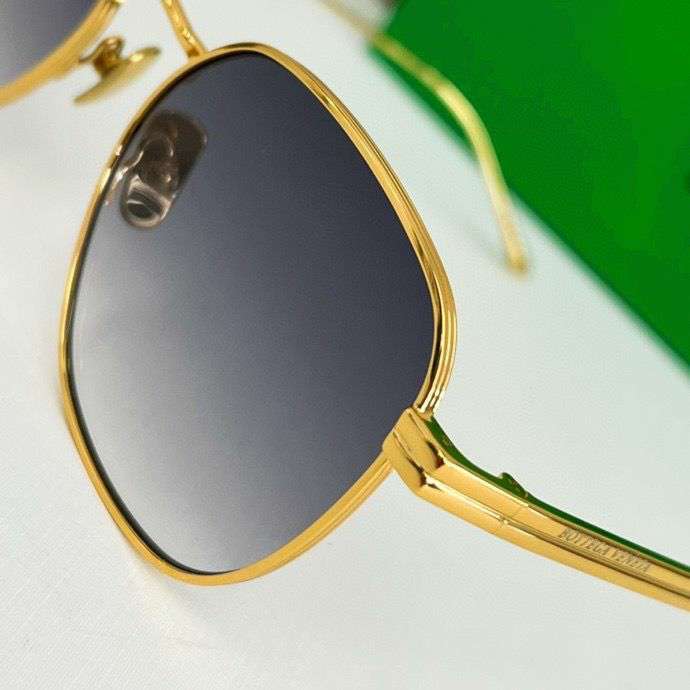 Picture of Bottega Veneta Sunglasses _SKUfw46688726fw